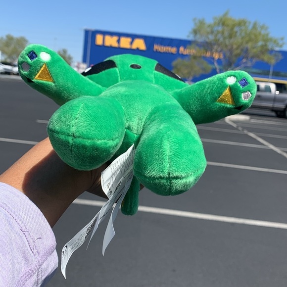 IKEA Alien Stuffed Toy w free rainbow 🌈 bag AFTONSPARV Soft toy, alien, 13 " - Picture 7 of 14